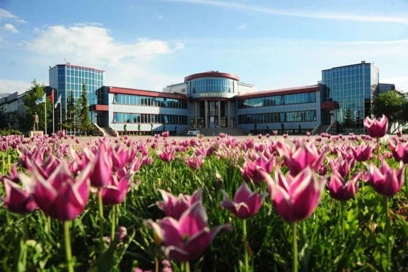 Van YYÜ 12. sıraya yükseldi
