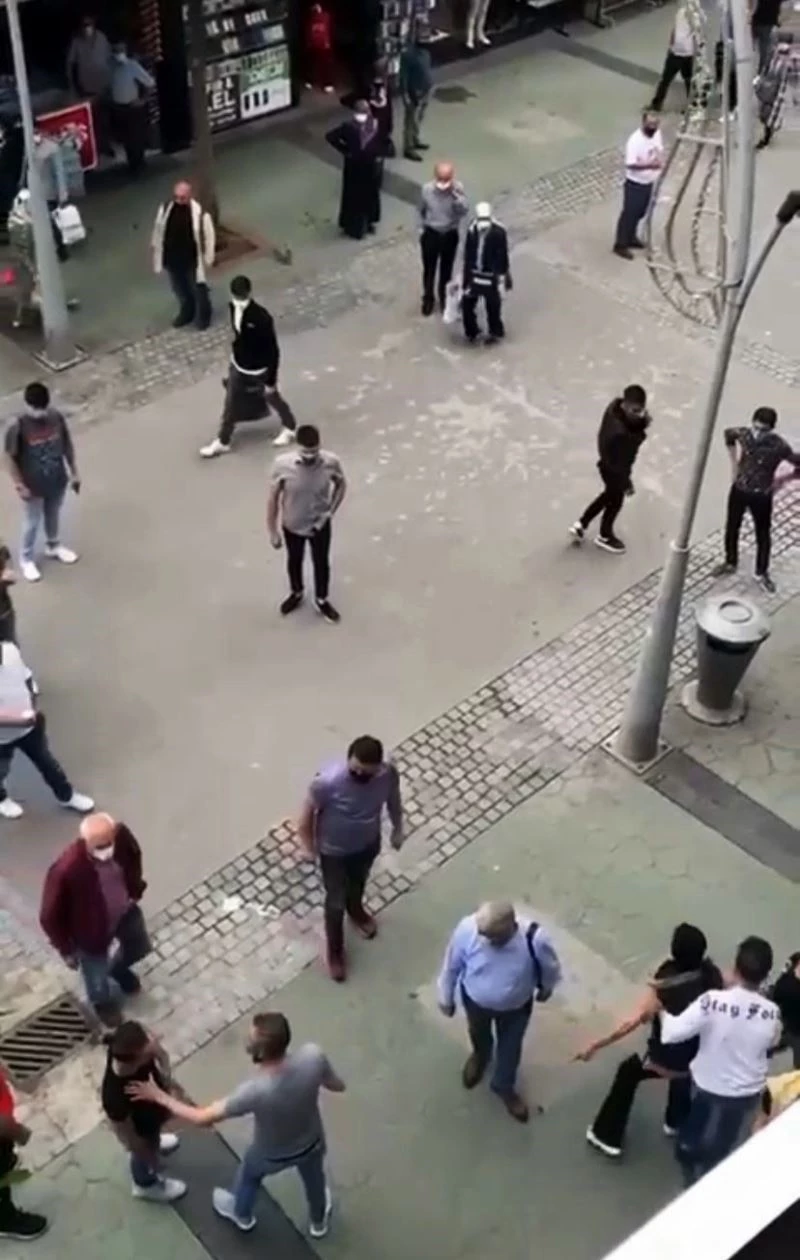 Kimse ne olduğunu anlayamadı, biranda çığlıklar atmaya başladı
