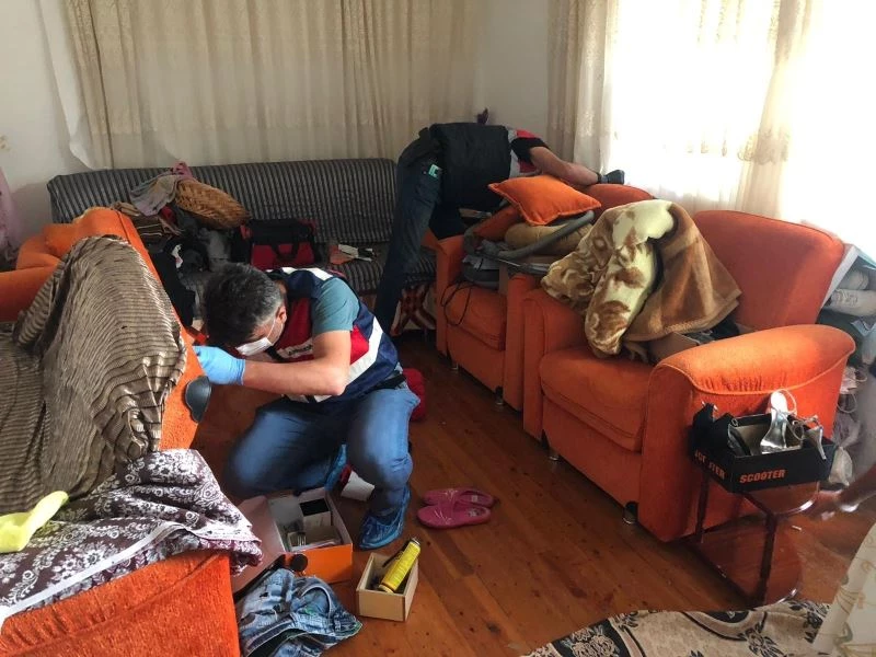 Antalya’da uyuşturucu ve yağma çetesine ’Kasırga’ operasyonu: 26 gözaltı
