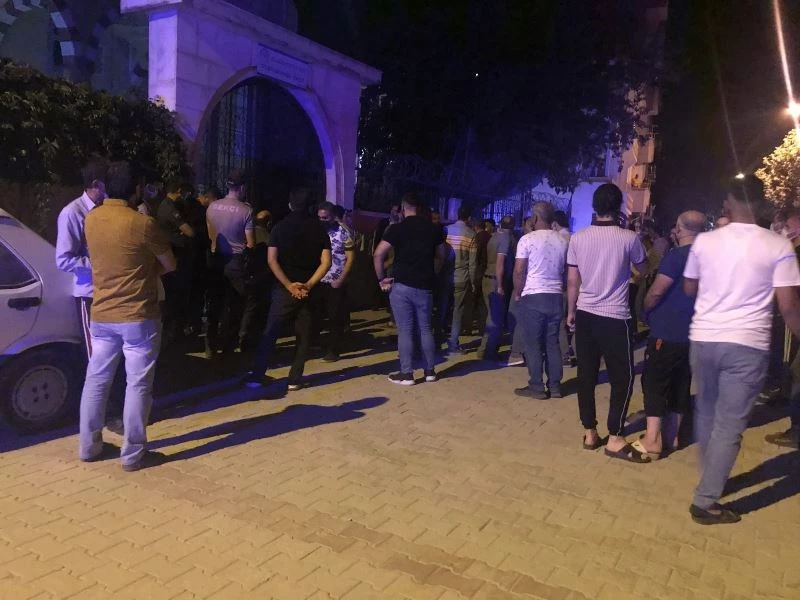 Elazığ’da cami avlusunda erkek cesedi bulundu
