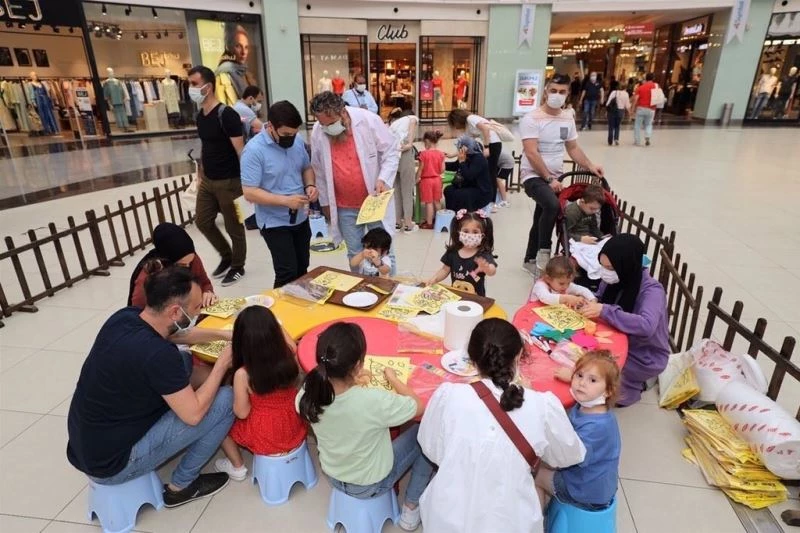 Şanslı babalar hediye kazandı
