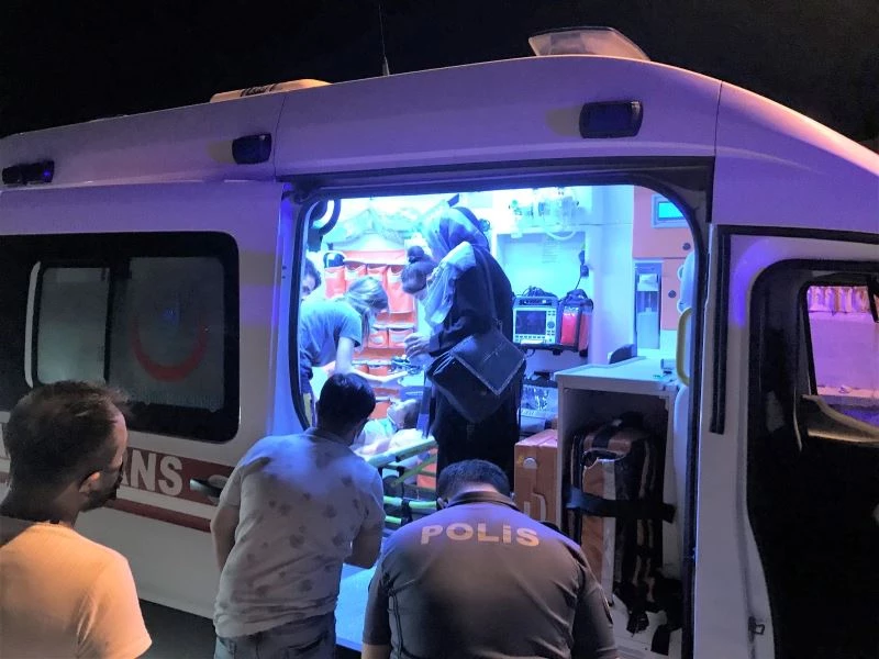 Kısıtlama saatinde yola atlayan çocuğa motosiklet çarptı
