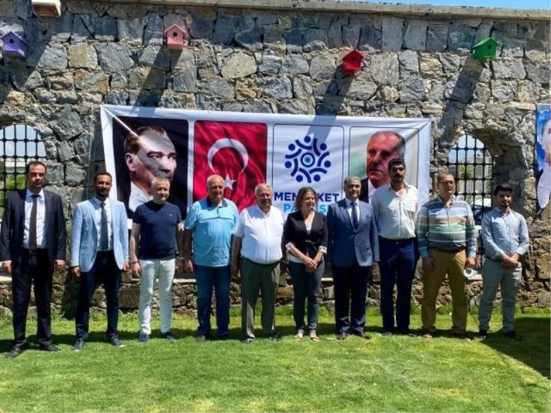 Memleket Partisi Kuşadası İlçe Başkanı Hasan Sargın oldu
