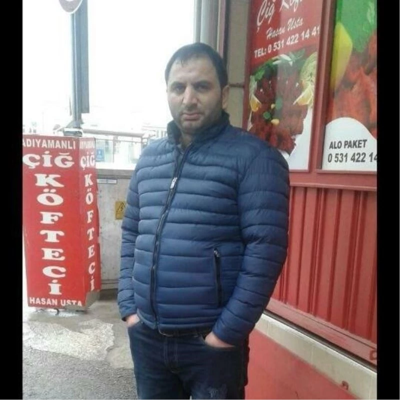 Dövüp parka bıraktıkları 3 çocuk babası kalp krizinden öldü
