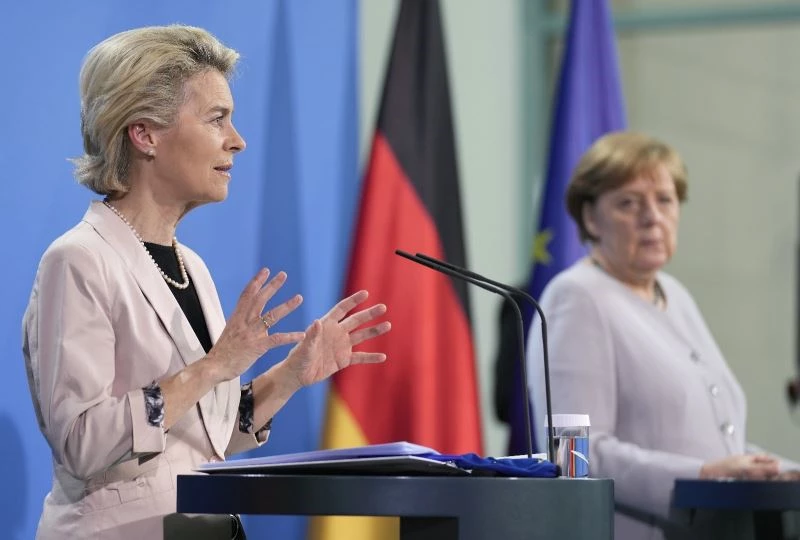 Merkel ve Von der Leyen’den Türkiye’ye destek
