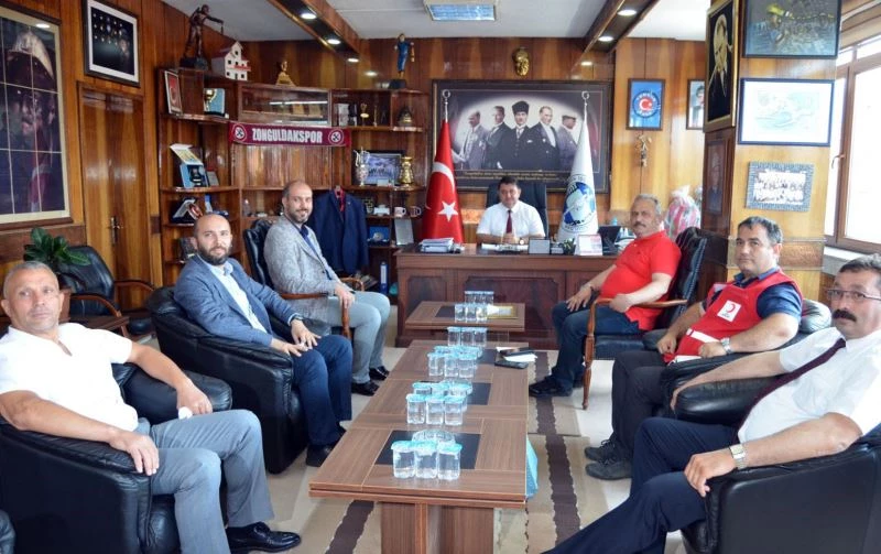 Kızılay’dan GMİS’e “Bu hilal sizinle var” belgesi
