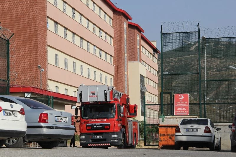 Geri Gönderme Merkezindeki yangında 1 sığınmacı hayatını kaybetti
