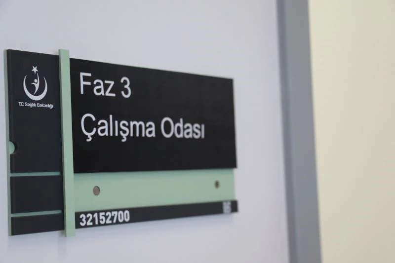 Yerli aşı TURKOVAC’ın Faz-3 çalışmalarında gönüllüler aşılanıyor
