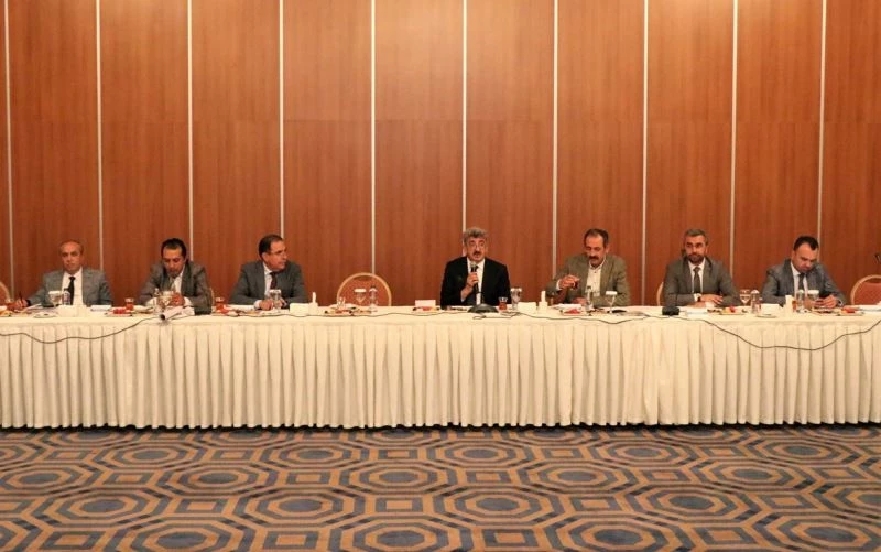 Edremit’te Tarihi Şamran Kanalı’nın geleceği masaya yatırıldı
