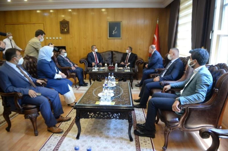 AK Parti Genel Başkan Yardımcısı Mehmet Özhaseki, CHP