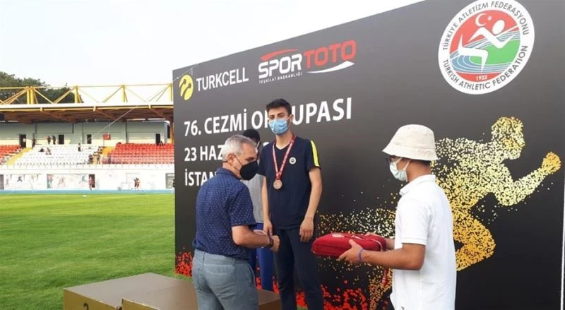 Yüksek atlamada derece
