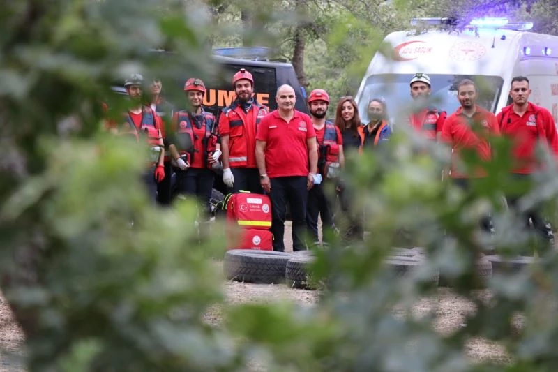 UMKE personeli eğitimlerini tatbikatlarla güçlendiriyor
