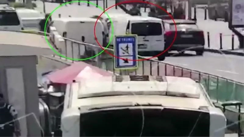 Şişli’de otomobilden kaşla göz arasında 88 bin TL’lik sigara çaldılar
