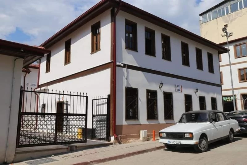 Tarihi konaklar kamu kurumlarına tahsis ediliyor
