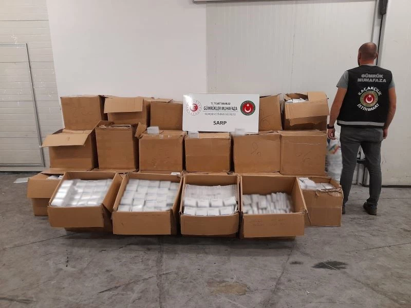 Sarp’ta kırmızı reçeteli ilaç ele geçirildi
