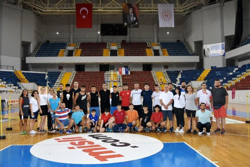 Mersin’de sporculara yetenek taraması modelleme aşamaları yapıldı
