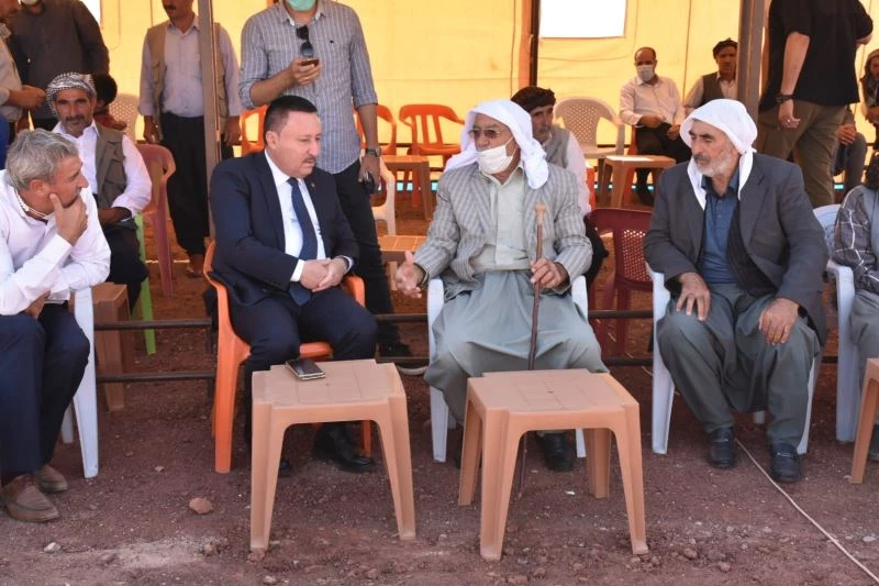 Karacadağ bölgesinin rekortmen belediye başkanından Başkan Beyoğlu’na hizmet övgüsü
