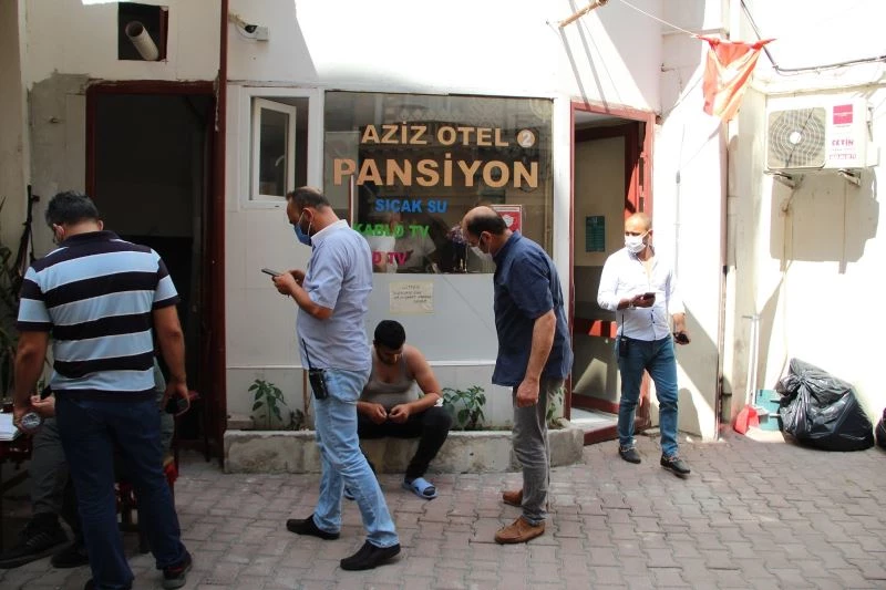 1.5 yıldır kaldığı pansiyonda ölü bulundu
