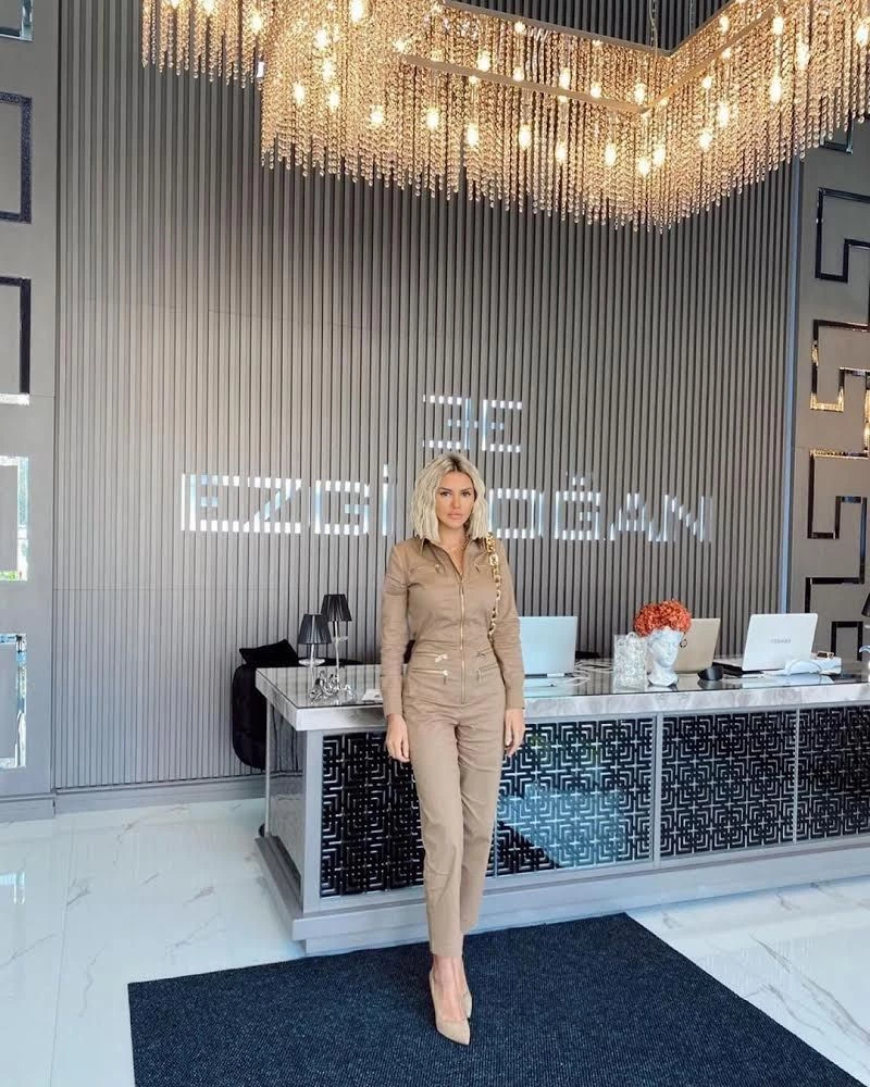 Bu akademiyle güzellik sektörüne en iyi şekilde hazırlanıyorlar
