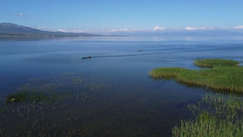 Beyşehir Gölü’nde 5 yılda kaçak balık avlayanlara 1 milyon 757 bin lira ceza
