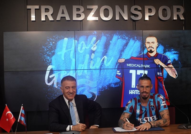 Trabzonspor’da Marek Hamsik imzayı attı
