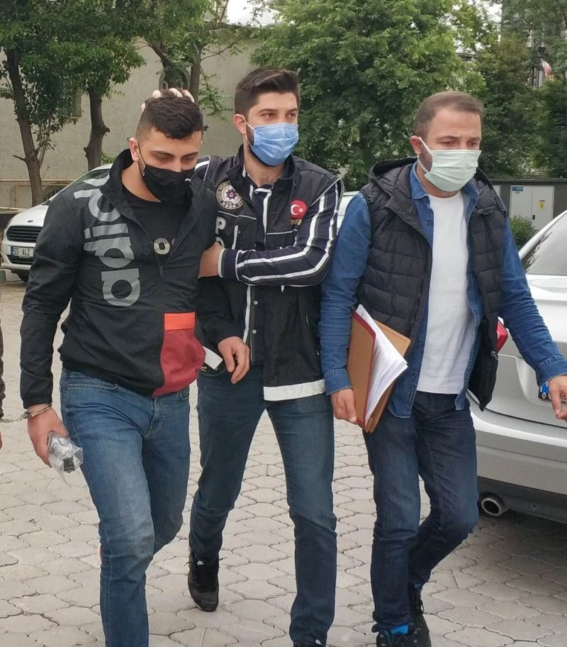 Samsun’da 4 bin 736 adet uyuşturucu hapla yakalanan 3 kişi tutuklandı
