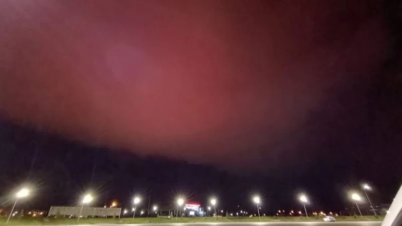 Erzurum’da garip bir hava olayı, görenler gözünü alamadı
