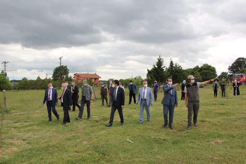 Özel öğrencilerin yetiştirdiği 100 bıldırcın doğaya salındı
