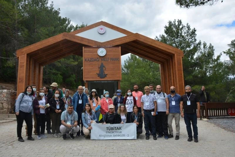 Kazdağları’nda etnobotanik eğitimi yapıldı
