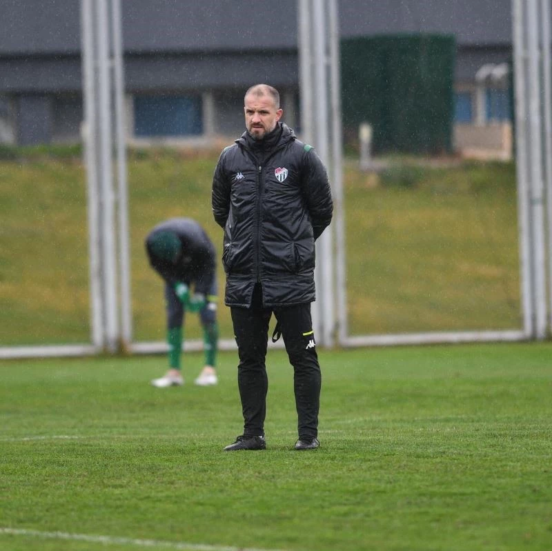 Batalla, Bursaspor için Arjantin ve Avrupa turuna çıkıyor
