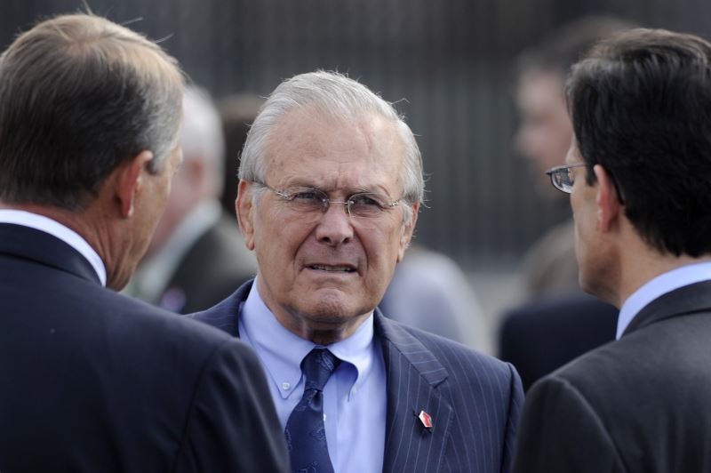 Afganistan ve Irak’ın işgallerinin baş mimarlarından eski ABD Savunma Bakanı Rumsfeld hayatını kaybetti
