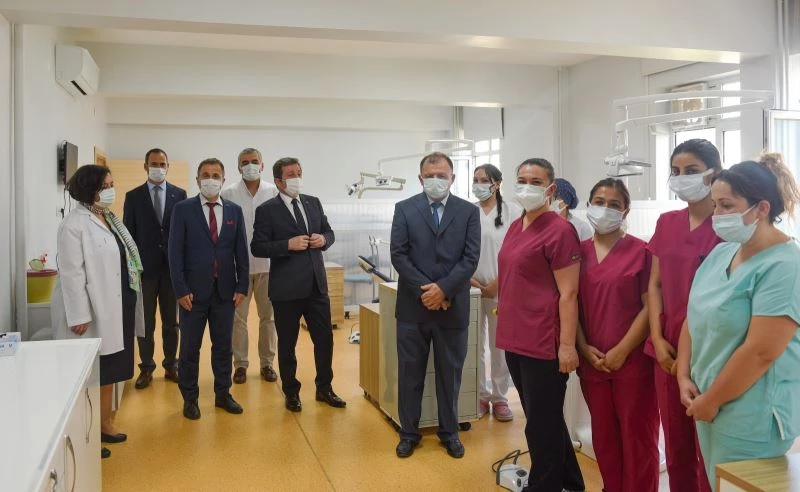 Vali Orhan Tavlı, Diş Hekimliği Fakültesini ziyaret etti
