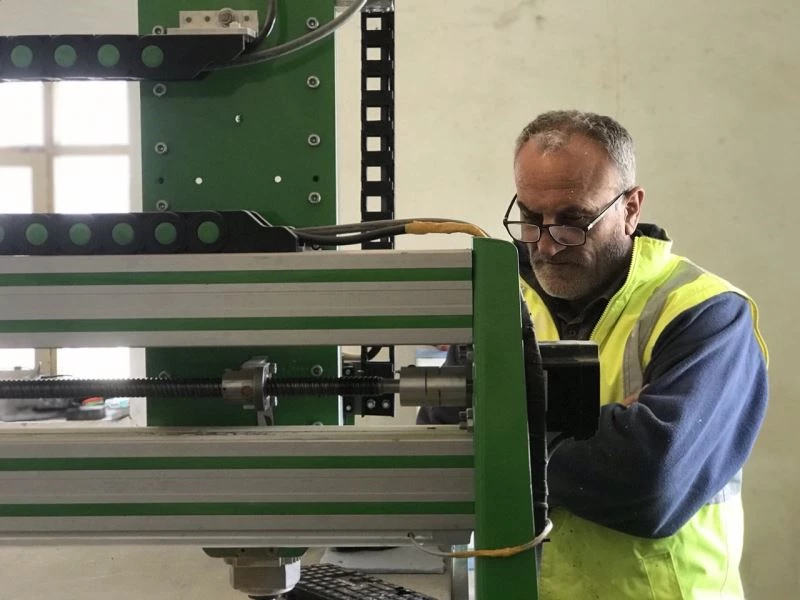 Eskiden fırçayla yaptığı eserleri şimdi üç boyutlu çalışıyor
