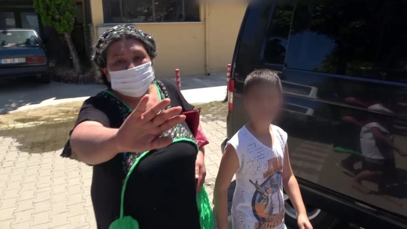 Türkiye’nin konuştuğu babaanne, torunlarını pedagoga götürürken görüntülendi
