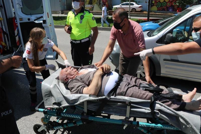 Direksiyon başında fenalaşan sürücünün son refleksi muhtemel faciayı önledi
