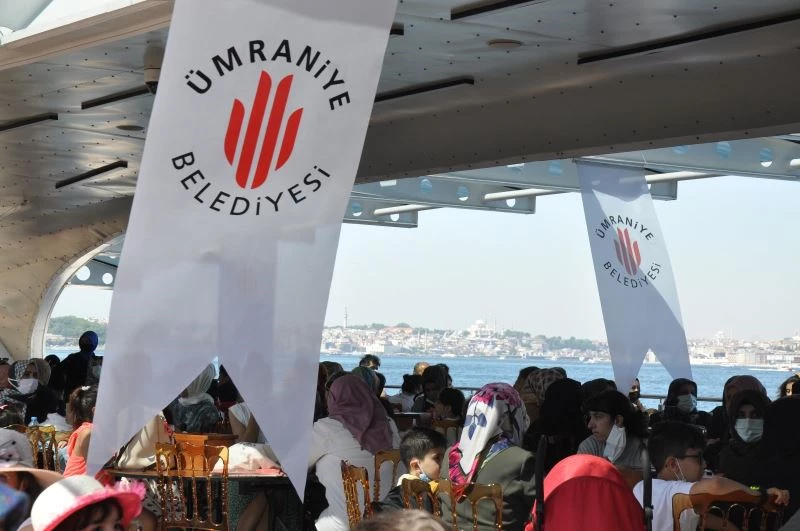 Ümraniyeliler, çay ve simit eşliğinde boğazın tadını çıkardı
