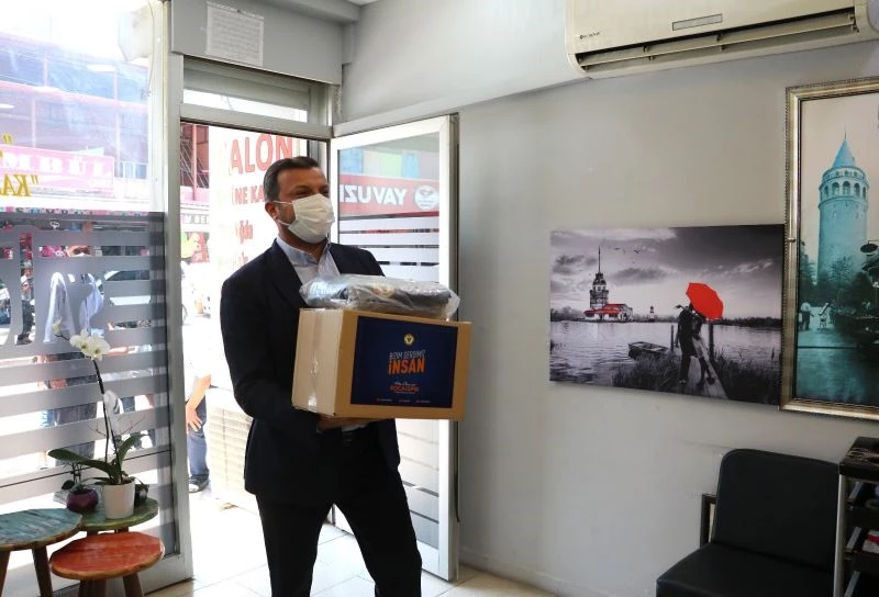 Yüreğir Belediyesi’nden berber ve kuaförlere destek
