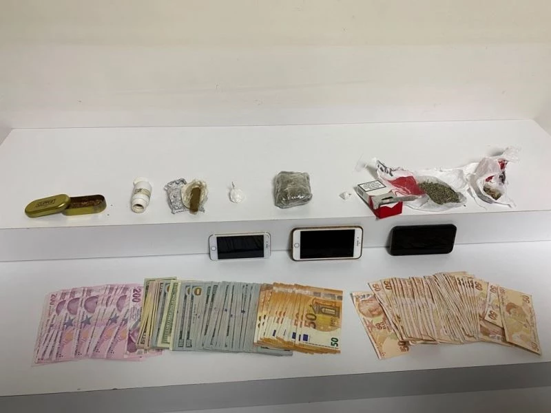 İstanbul’da lüks rezidansa uyuşturucu baskını: 2 gözaltı
