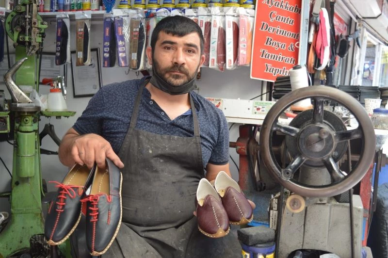 (ÖZEL) Eskişehir’in tek çarık ustası
