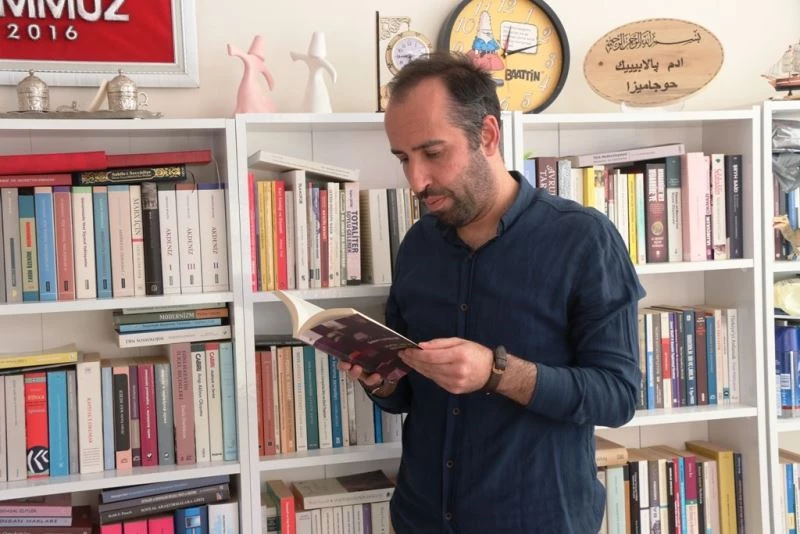 Doç. Dr. Palabıyık: “Münbiç’te yeni bir Diyarbakır Anneleri vakasının yaşanacağını düşünüyorum”
