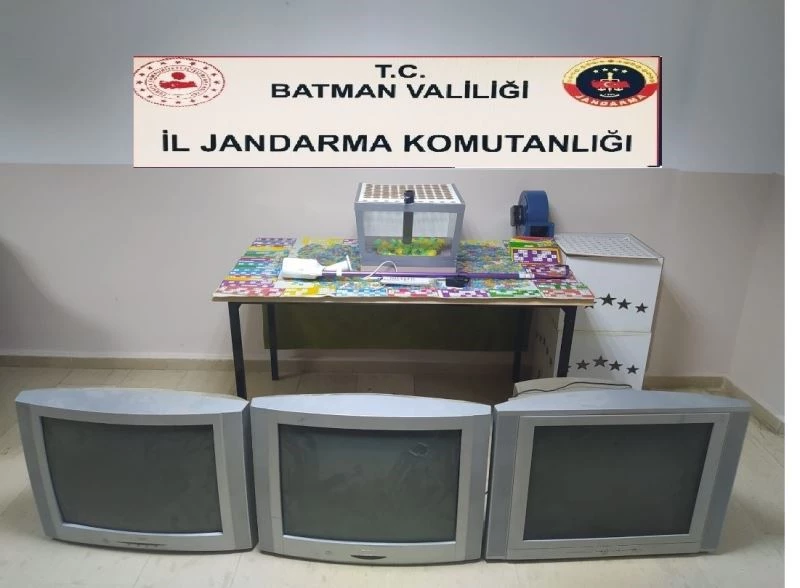 Batman’da kumar baskını: 57 bin 264 TL para cezası kesildi
