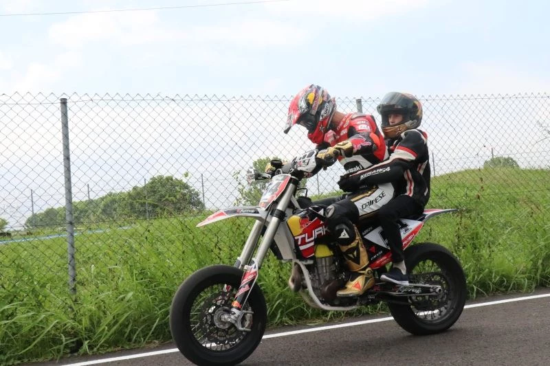 Trabzonlu Ramazan Kenan Sofuoğlu’nun yolunda ilerliyor
