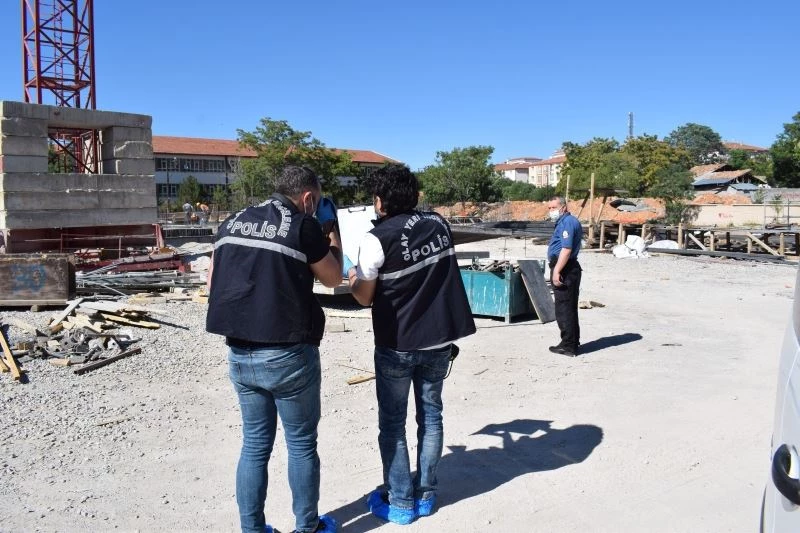 Okul inşaatından düşen işçi yaralandı
