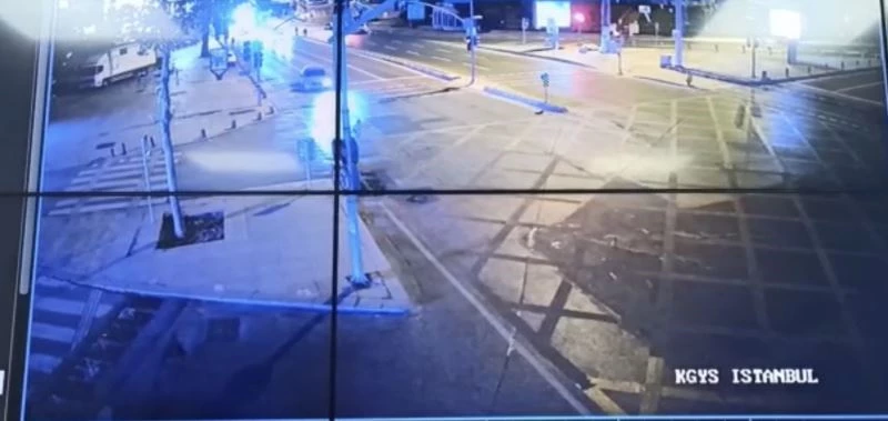 (Özel) İstanbul’da nefes kesen kovalamaca kamerada: Polis suç makinesini böyle yakaladı
