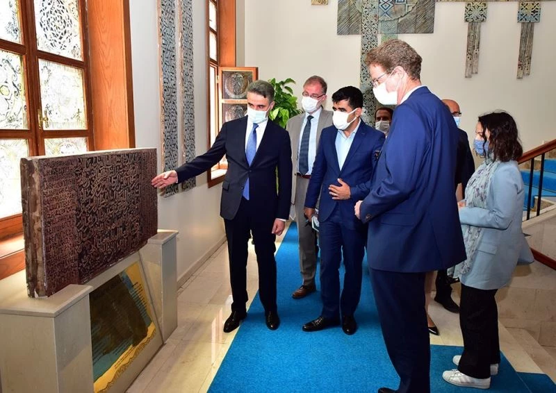 Malatya’ya gelen Landrut’tan kayısıya övgü
