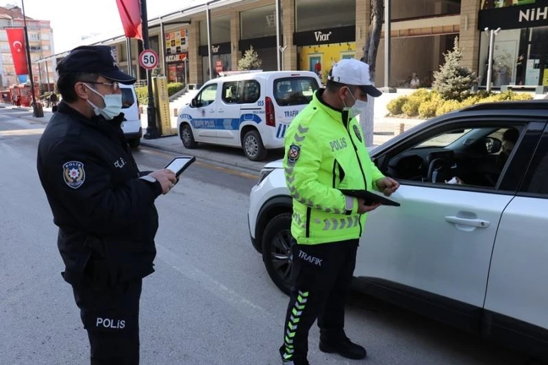 Malatya’da kısıtlamayı ihlal eden 21 kişiye ceza
