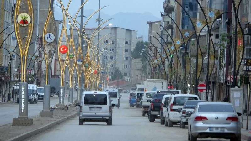 Yüksekova yatırımlarla şahlanıyor
