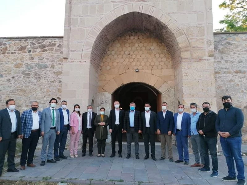 Başkan Ceyhun: ’’Vatandaşlarımızı Altıntaş’ta bulunan güzellikleri görmeye davet ediyorum’’
