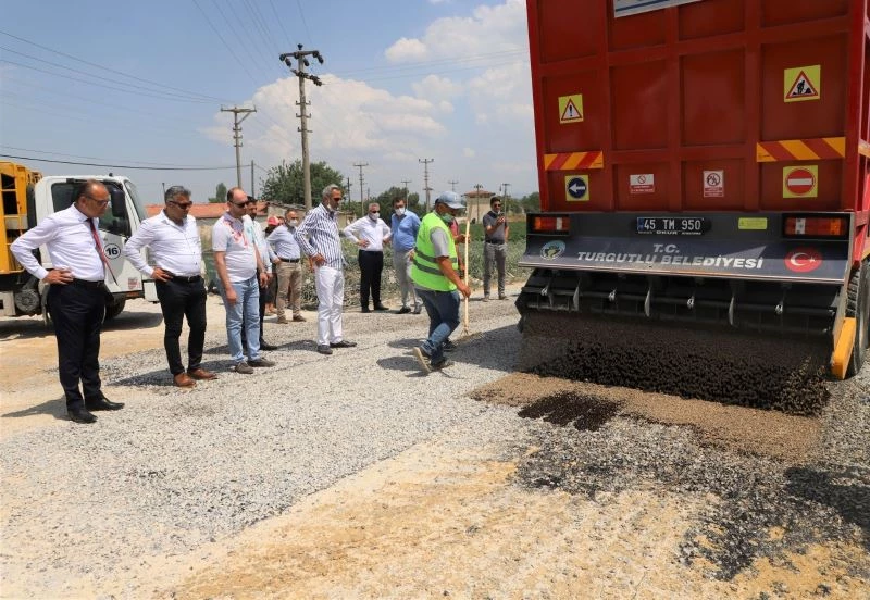 Turgutlu’da ova yolları asfaltlanıyor
