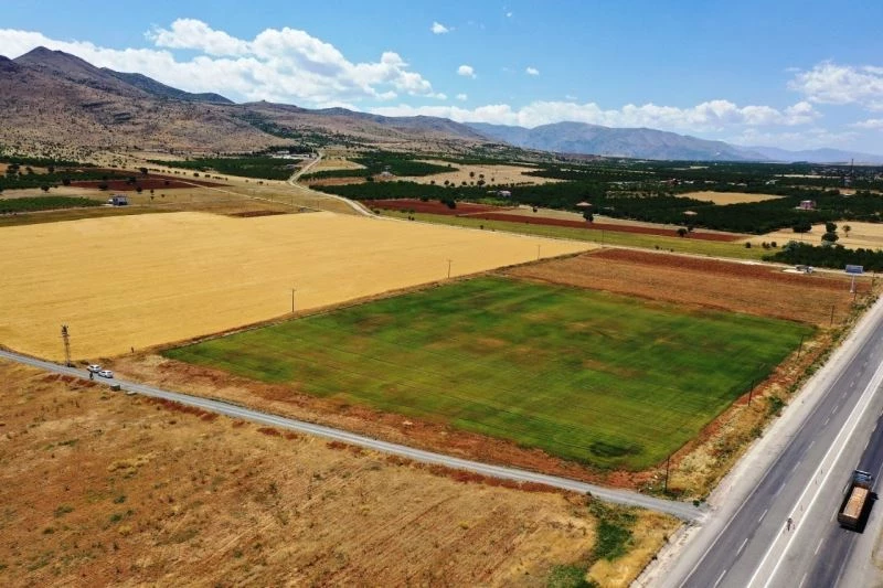 Yeşilyurt Belediyesi’nin tarımsal üretimleri hız kazandı
